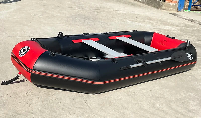 Bateau gonflable ultra résistant  270 cm